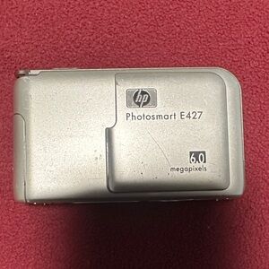 HP Photosmart E427 Silver Compact Digital Camera